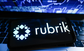 Θετική πρεμιέρα για την IPO της Rubrik - Ράλι 20% για την μετοχή της