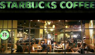 Starbucks: Πτώση 16% της μετοχής μετά τo αδύναμο Q2 - Υποβαθμίζει το ετήσιο guidance