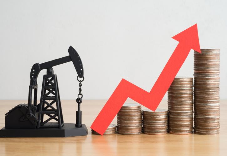 Πετρέλαιο: Τέταρτος μήνας κερδών για το Brent, πτώση για το αμερικανικό αργό